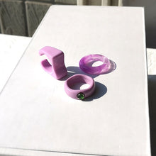 Load image into Gallery viewer, HUANZHI 2021 New Transparent Resin Acrylic Rhinestone Colourful Geometric Square Round Rings Set for Women Jewelry Party Gifts