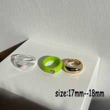 Load image into Gallery viewer, HUANZHI 2021 New Transparent Resin Acrylic Rhinestone Colourful Geometric Square Round Rings Set for Women Jewelry Party Gifts