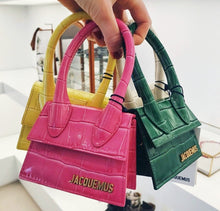 Load image into Gallery viewer, 2021 New High Quality Designer Sac PU Leather Shoulder Bags Female Mini Crossbody Bag Purse Jacquemus Lipstick Bag for Women